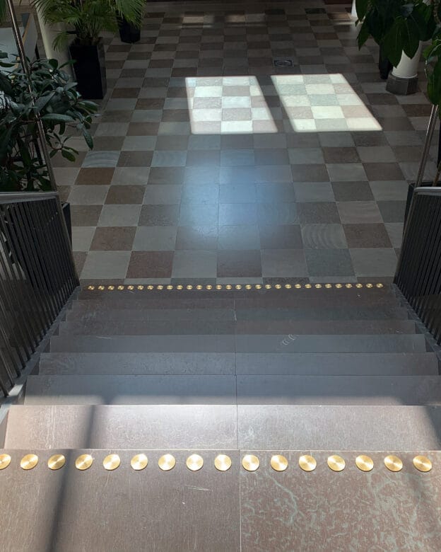 Kontrastimerkintä LUTHAGEN - Eco messinki - Sääntö 50 mm